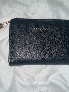 Black Zip Wallet